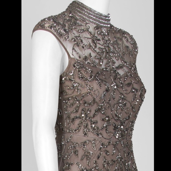 Adrianna Papell cap Sleeves,mock neck beaded long gown - Picture 4 of 10